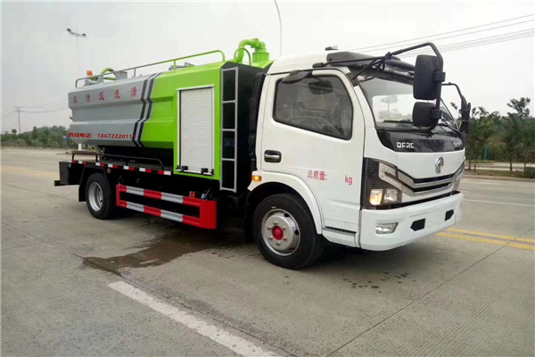 開清洗吸污車，做卑微打工人，做自己人生的奮斗者