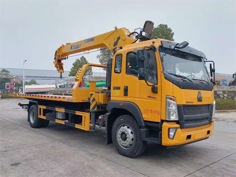 國(guó)六重汽豪沃G5X帶8噸吊機(jī)清障車