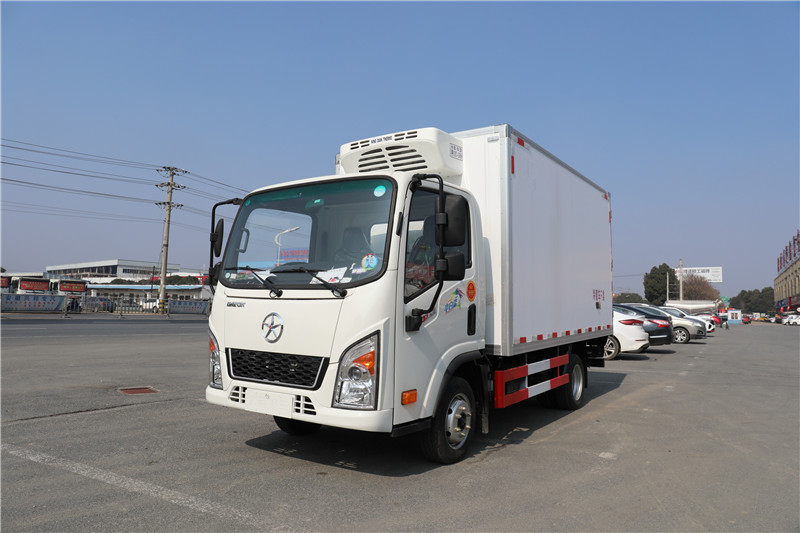國六藍牌大運小卡小白鯊冷藏車