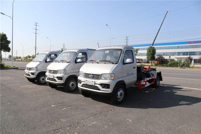 藍(lán)牌車廂可卸式垃圾車